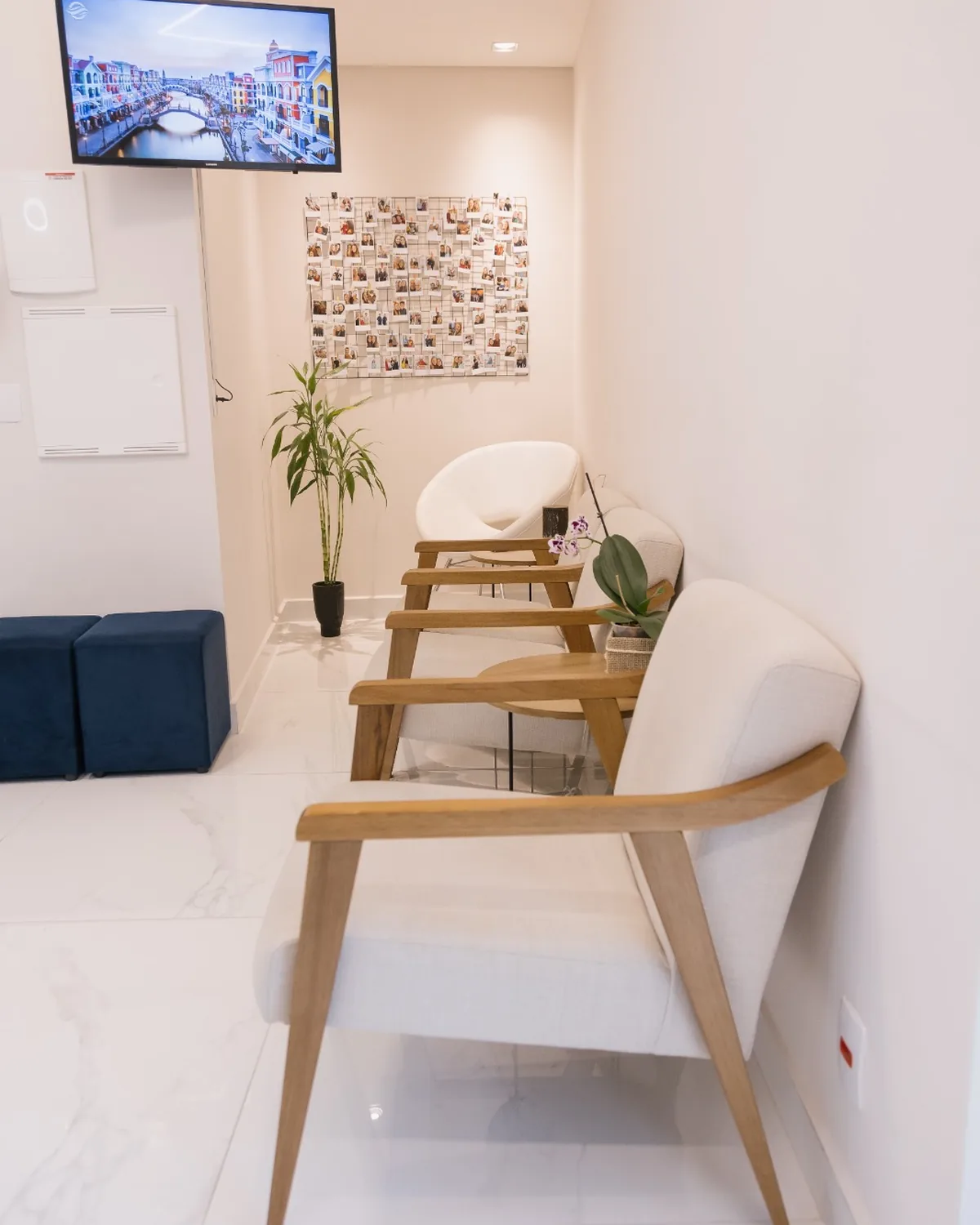 Sala de espera do consultorio de ortodontia em Pinheiros, Sao Paulo